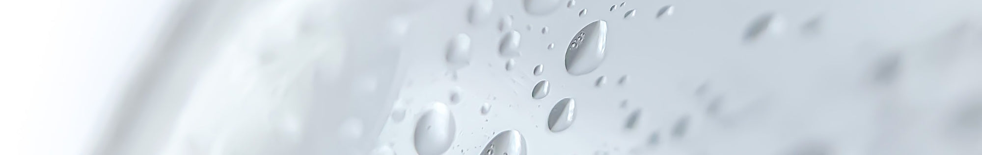 Fast-working treats for dry, dull skin. Our hydrating face mist strengthens the skin barrier and refreshes make-up. Revive dehydrated skin with our rich gel face mask, and smooth skin texture with our gentle physical exfoliator for radiant results